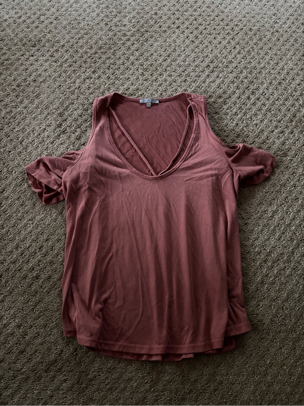 Charlotte Russe Women’s Cold Shoulder Top